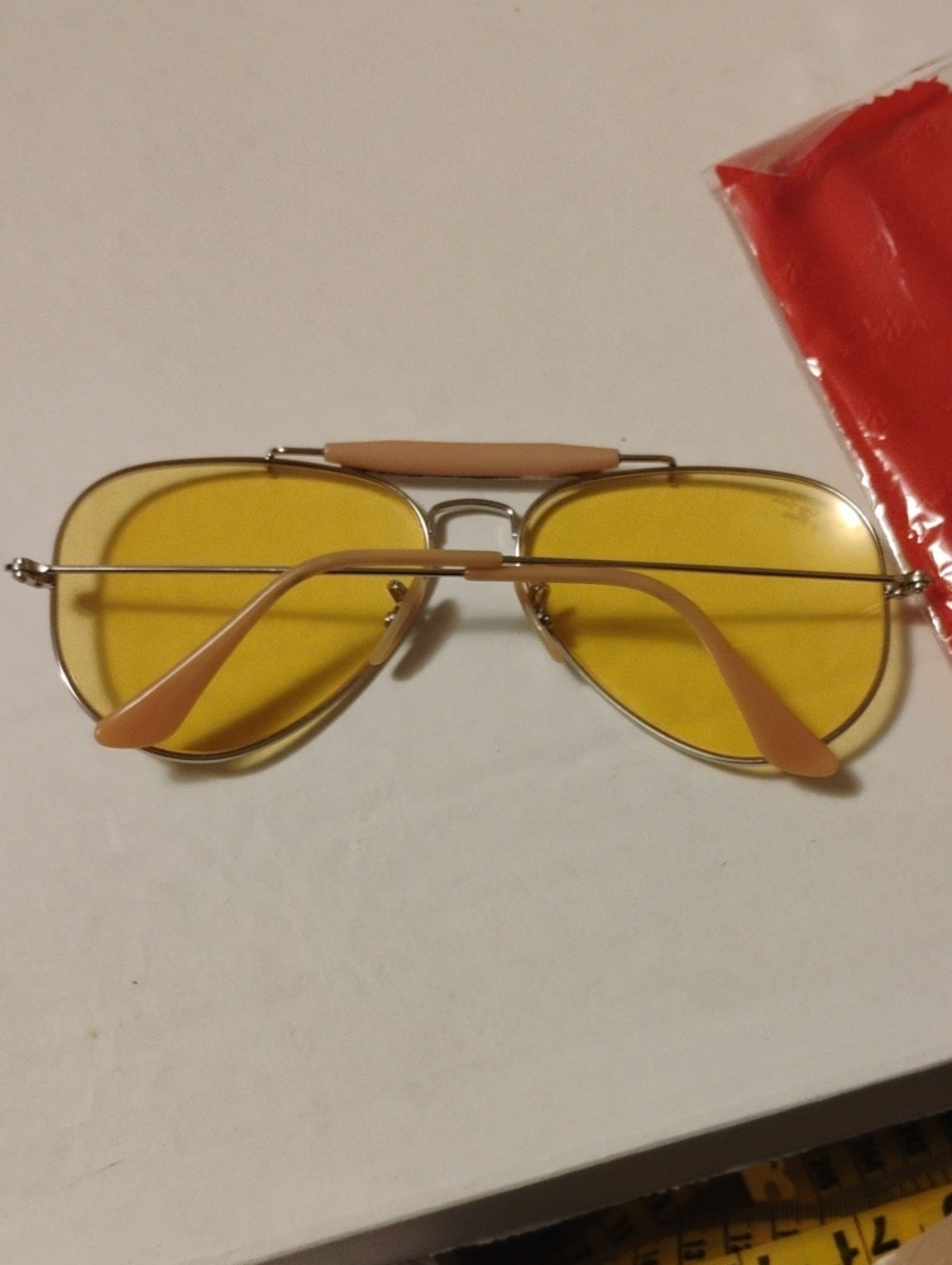 Ray Ban 2012 Ambermatic Outdoorsman Aviators - Picture 7 of 8